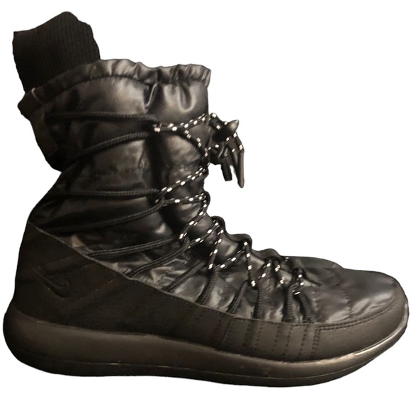 Womens Nike Roshe Two High Winter Sneakerboot - Picture 13 of 13